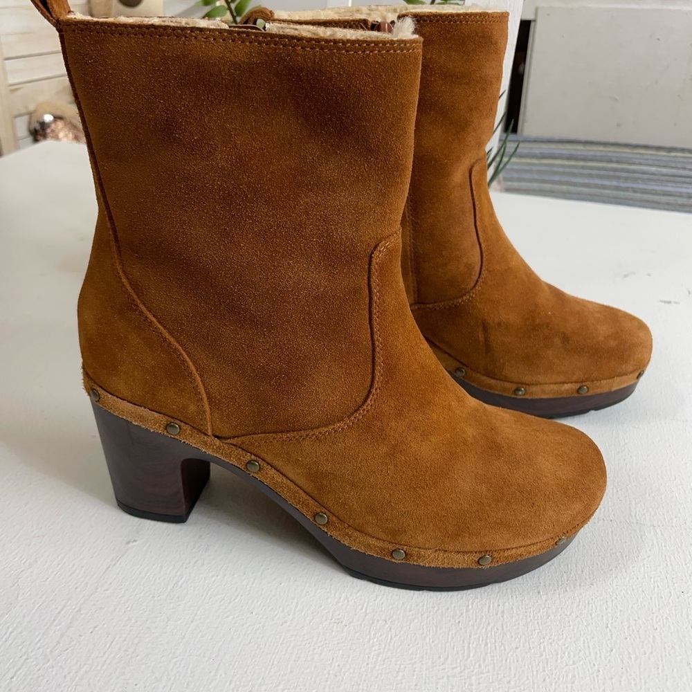 Clarks Tan Suede Mules with Block Heel